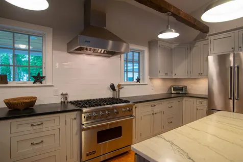 6 Mcgovern Lane Wilmington VT 05363
