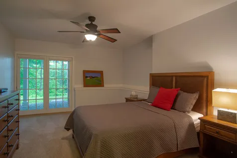 6 Mcgovern Lane Wilmington VT 05363