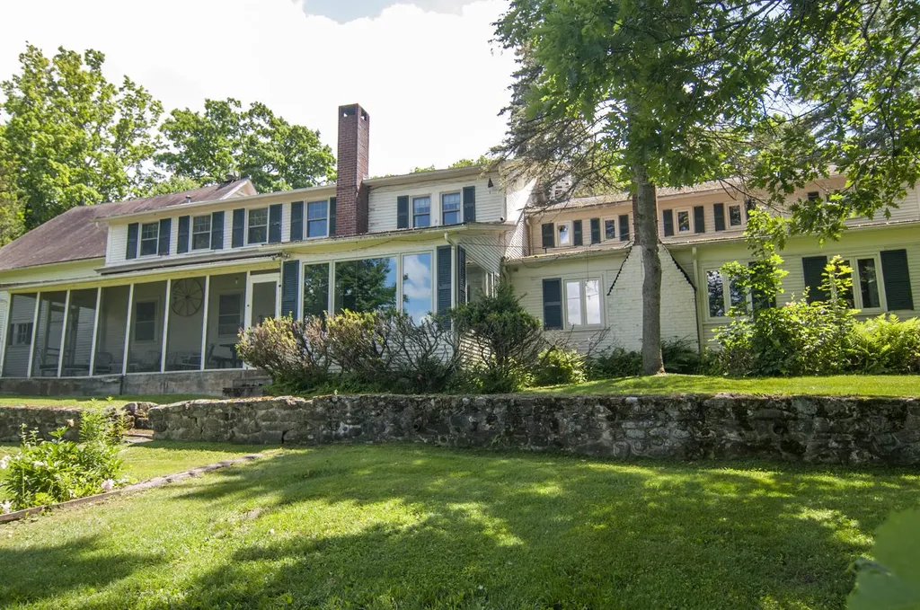 213 Mosher Drive Newport City VT 05855
