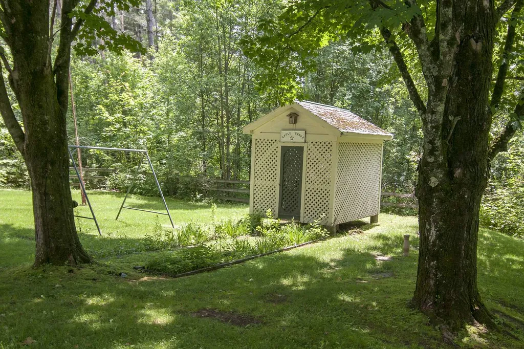 213 Mosher Drive Newport City VT 05855