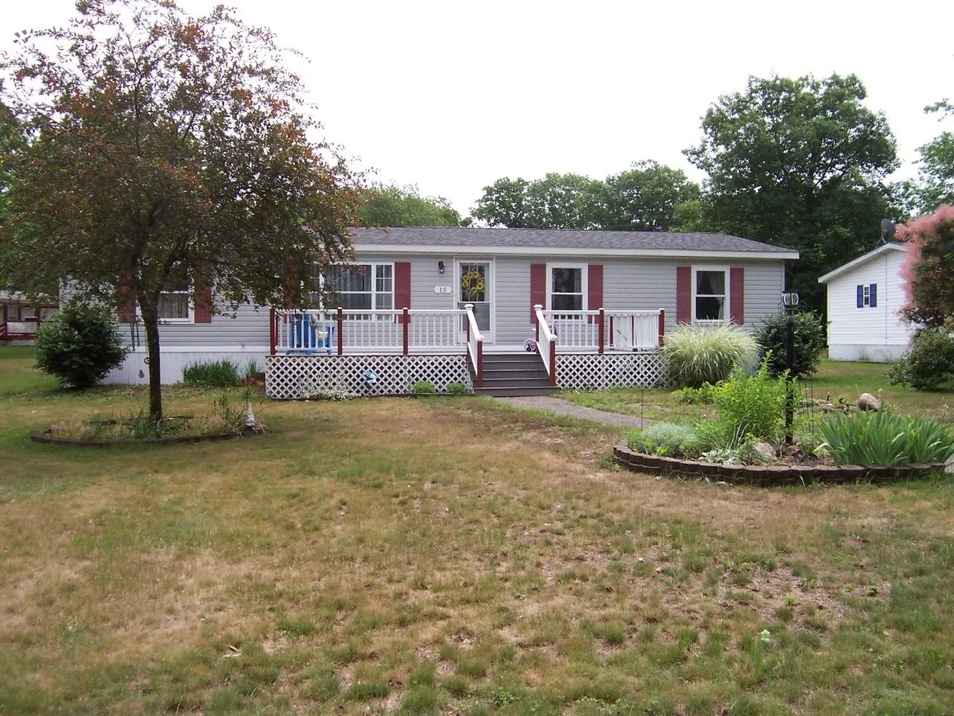15 Oak Drive North Hampton NH 03862