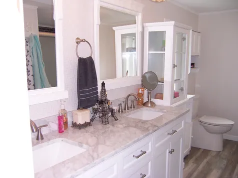 15 Oak Drive North Hampton NH 03862