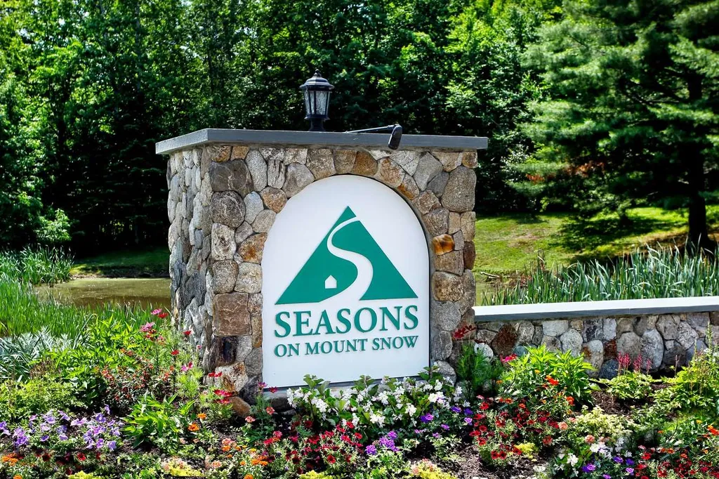 C-22 Seasons On Mount Snow Dover VT 05356