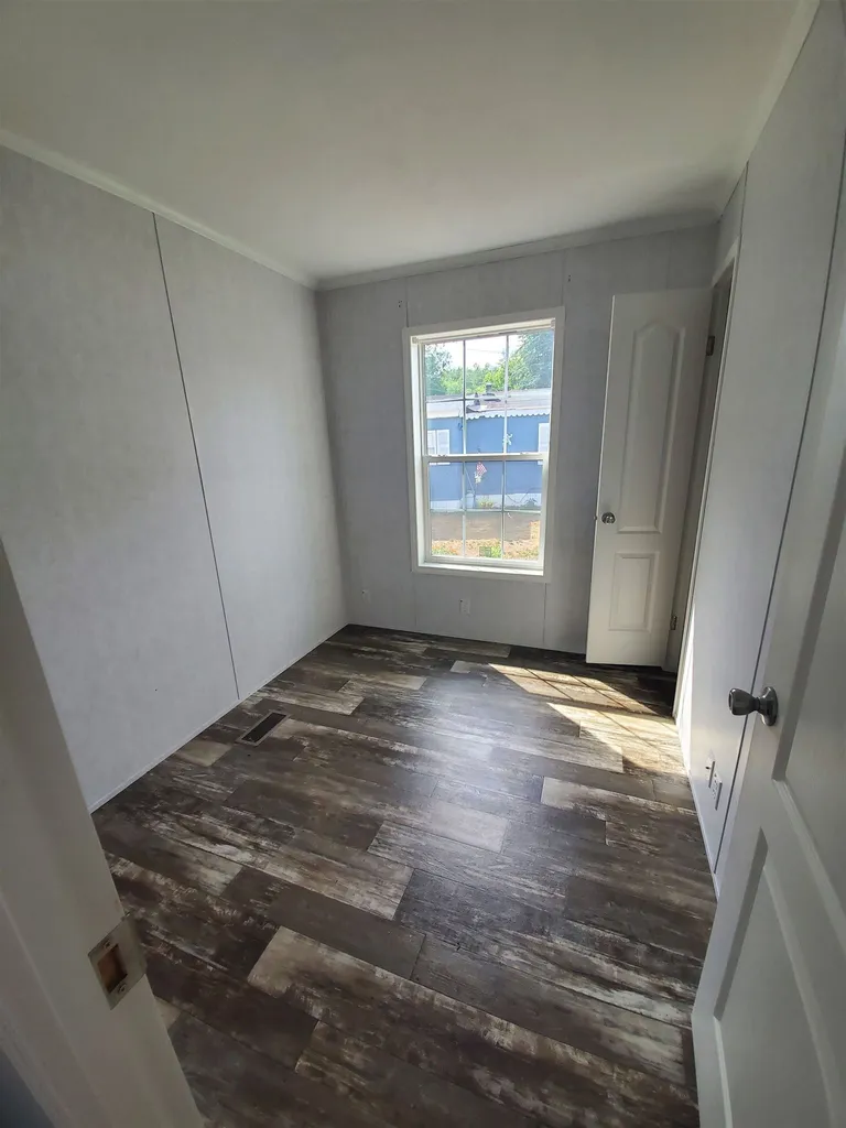 8 A Street Epsom NH 03234
