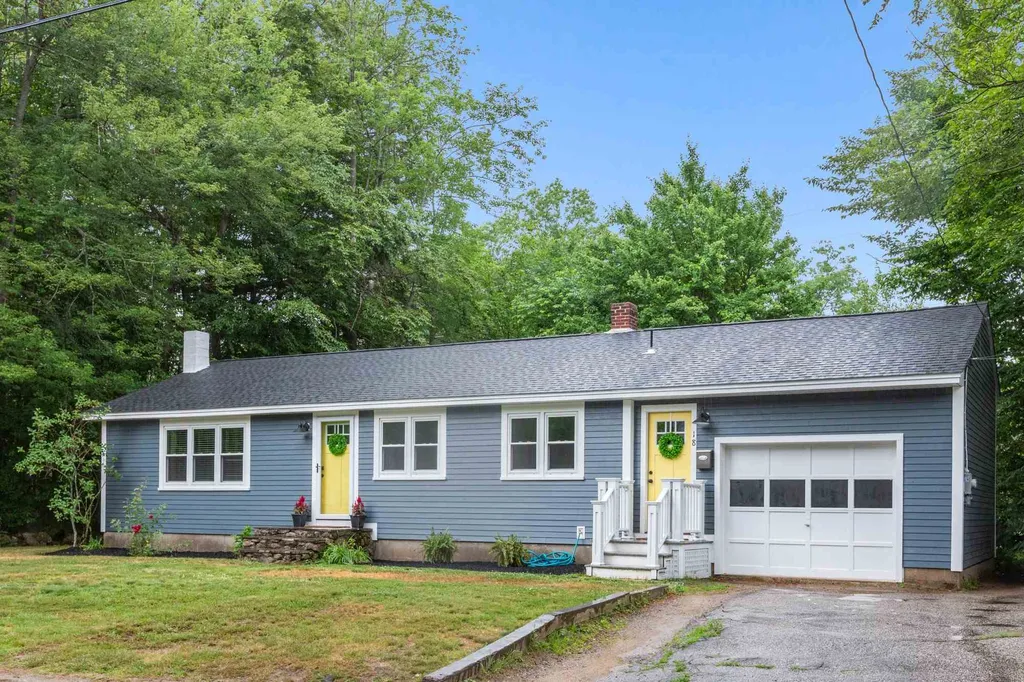 18 Highland Avenue Jaffrey NH 03452