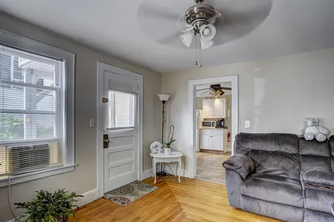 48 Lafayette Street Manchester NH 03102