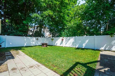 48 Lafayette Street Manchester NH 03102