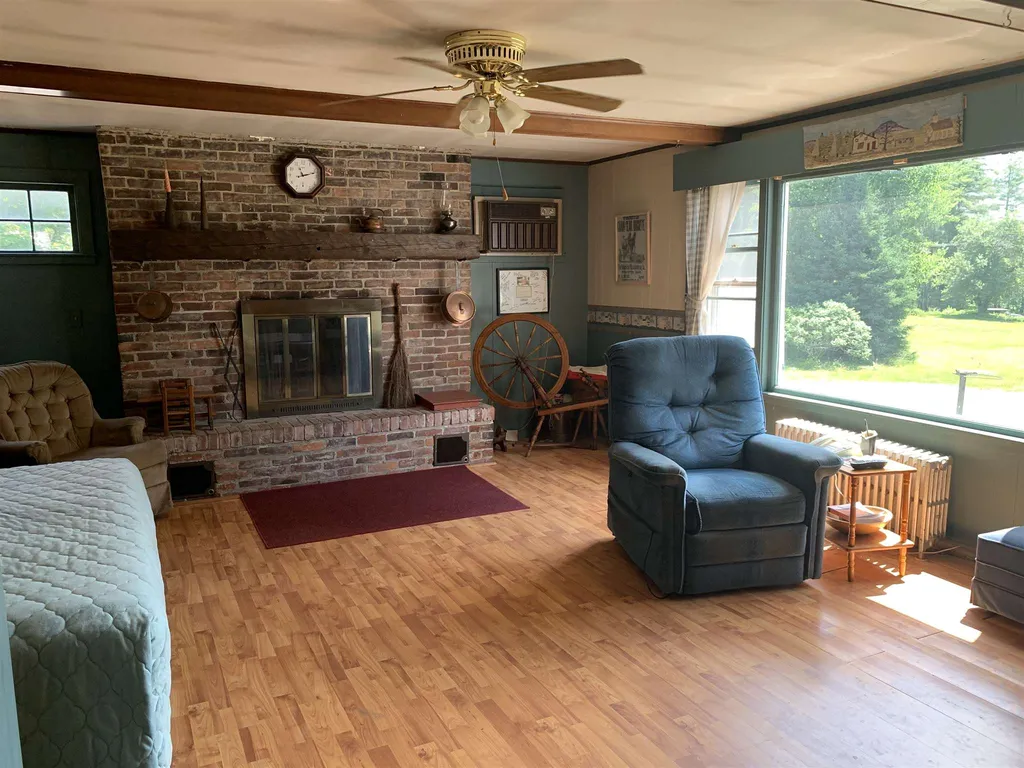 22 Beauty Hill Road Barrington NH 03825