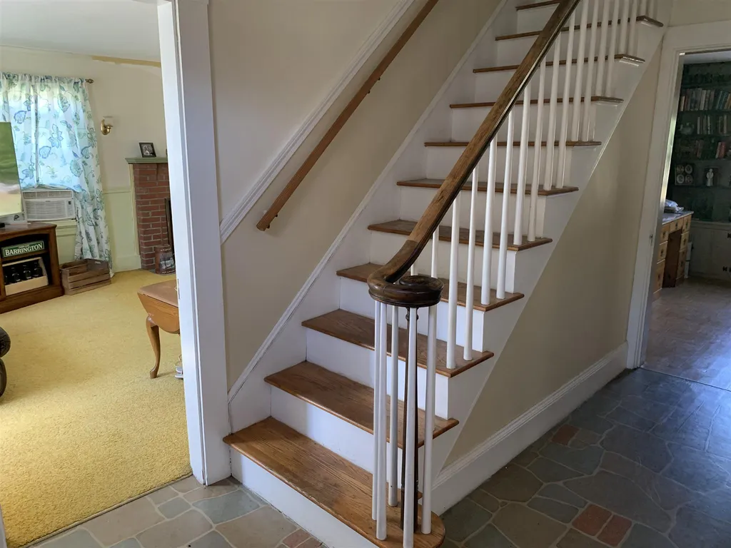 22 Beauty Hill Road Barrington NH 03825