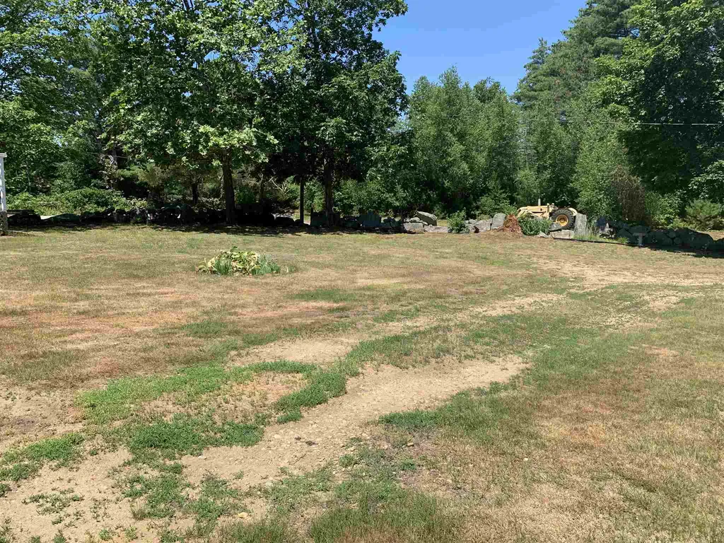 22 Beauty Hill Road Barrington NH 03825