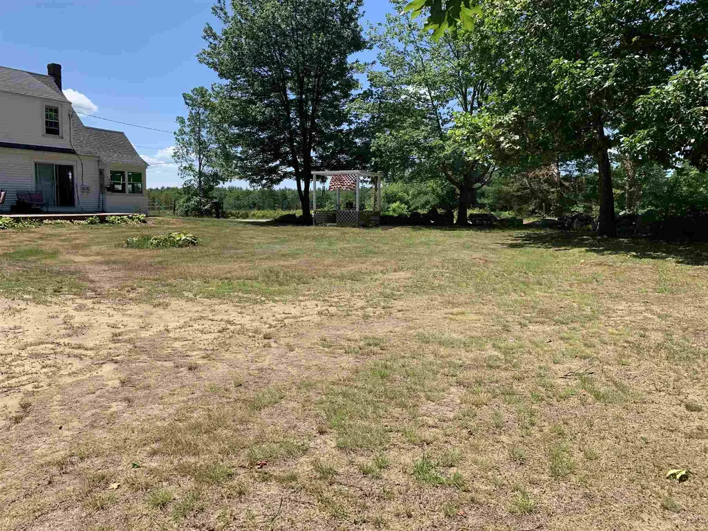22 Beauty Hill Road Barrington NH 03825