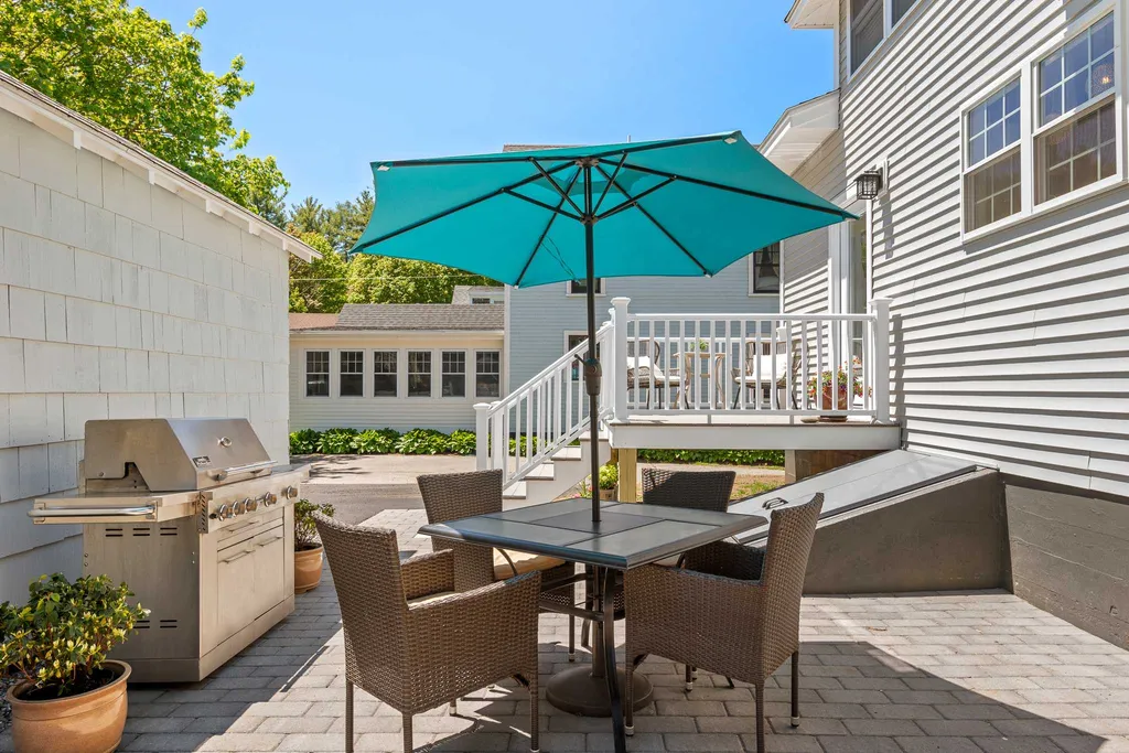 1008 South Street Portsmouth NH 03801