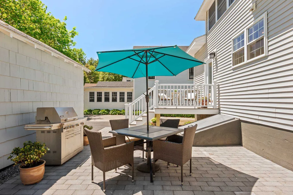 1008 South Street Portsmouth NH 03801