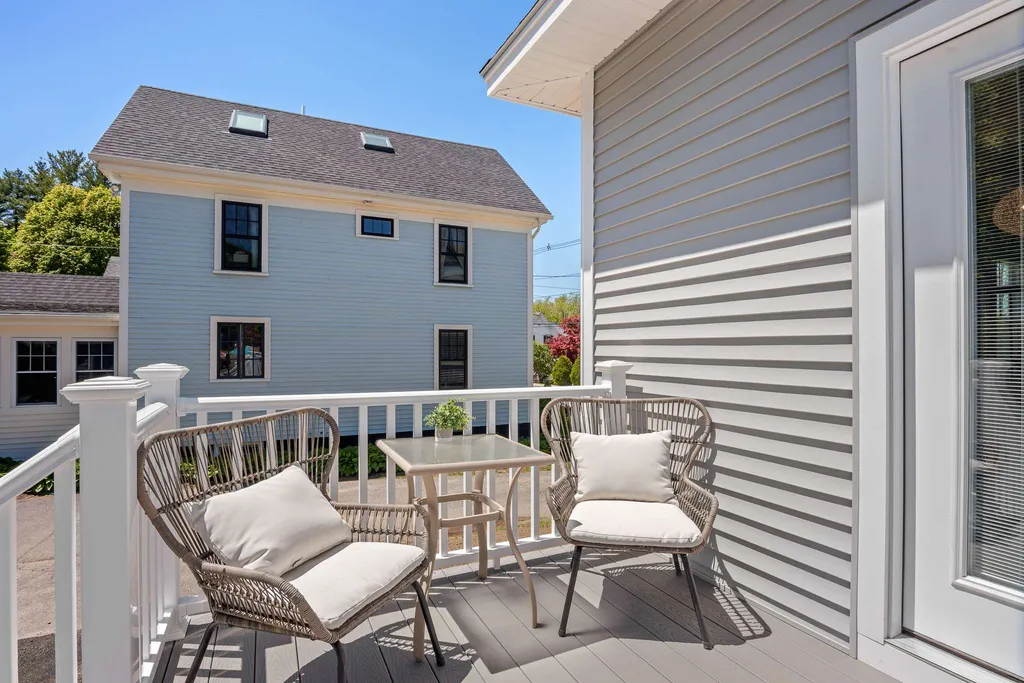 1008 South Street Portsmouth NH 03801