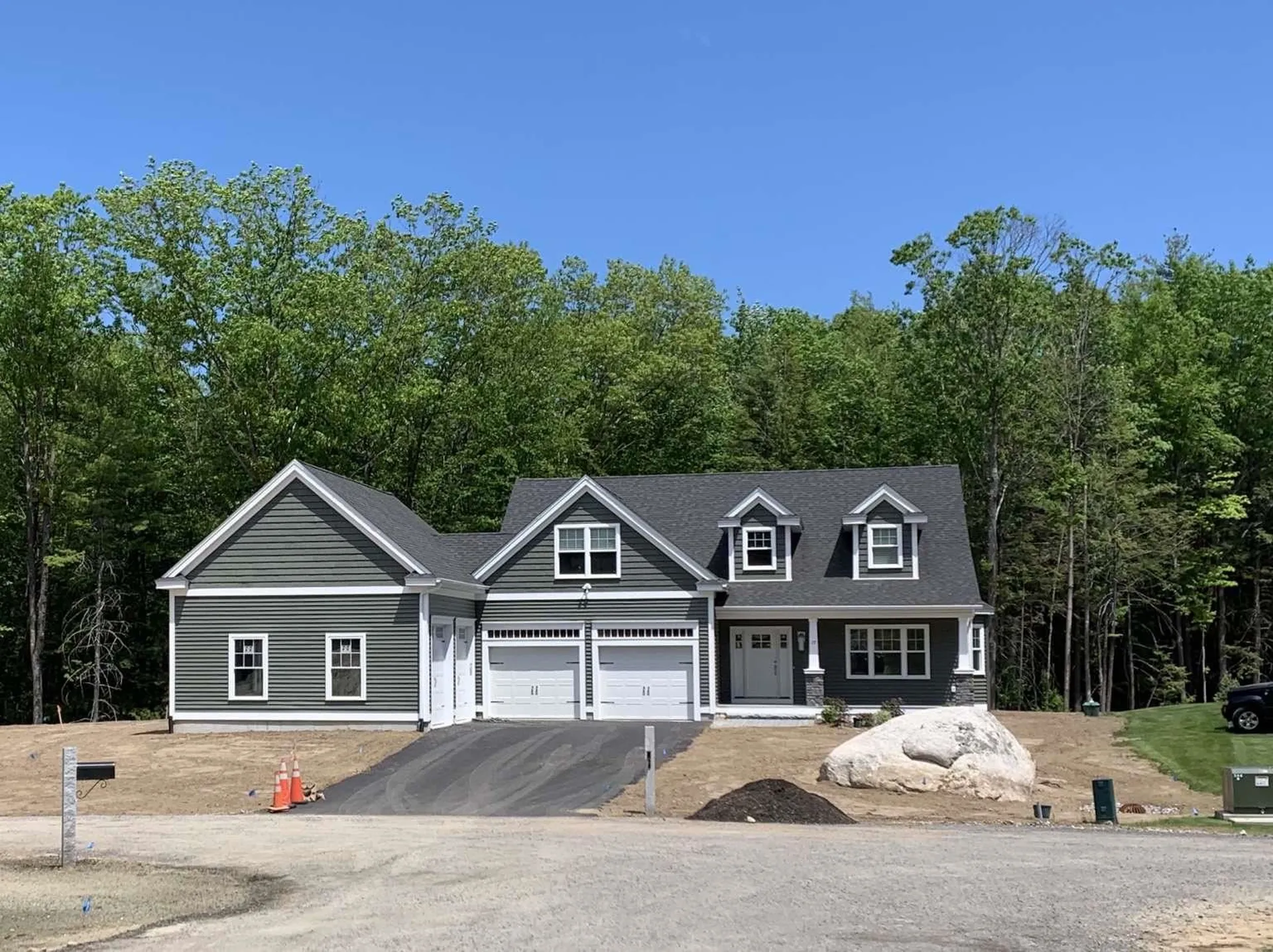 17 Haywick Drive Stratham NH 03885