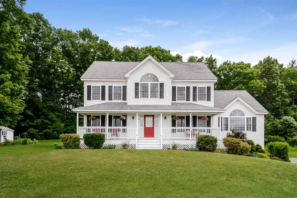 81 Deer Hill Circle Pelham NH 03076