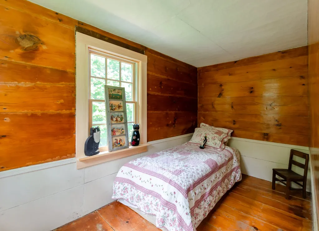114 Charlestown Road Acworth NH 03601