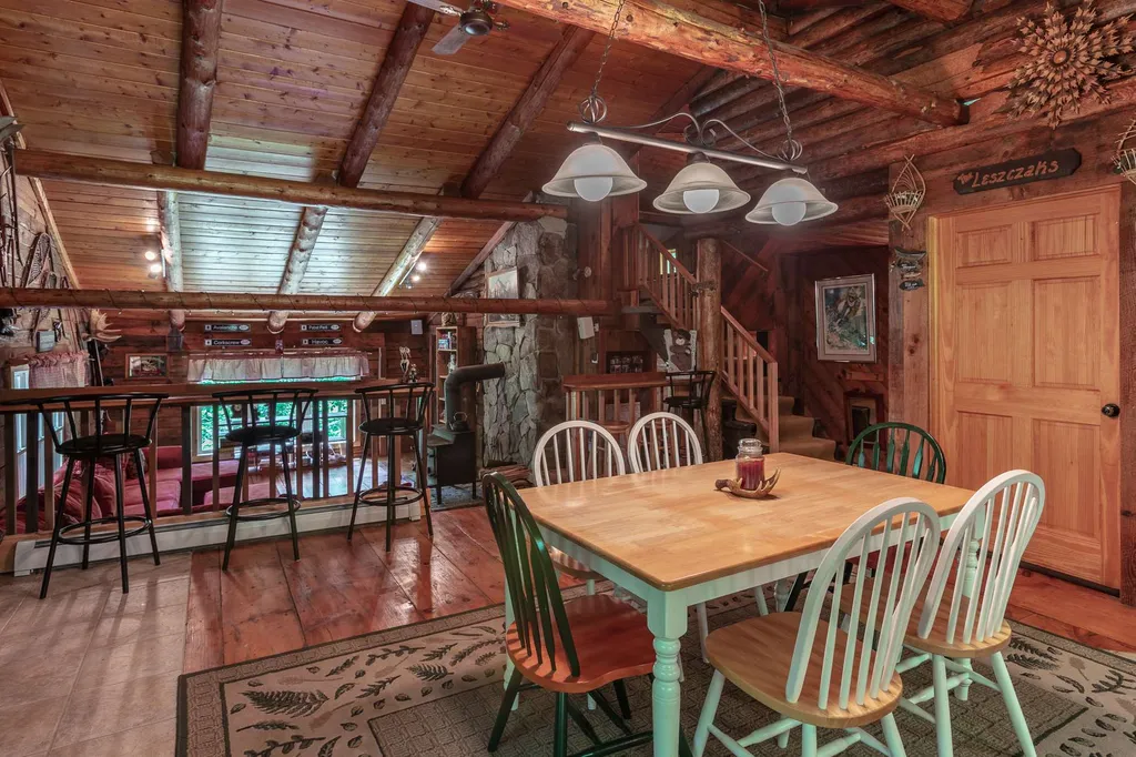 947 Boynton Road Londonderry VT 05148