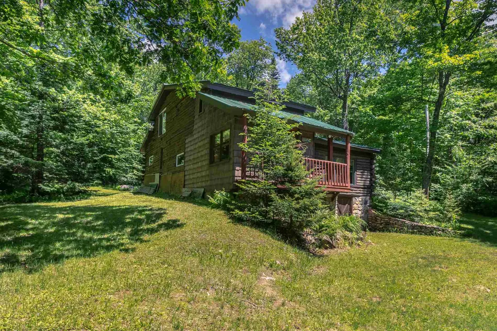 947 Boynton Road Londonderry VT 05148