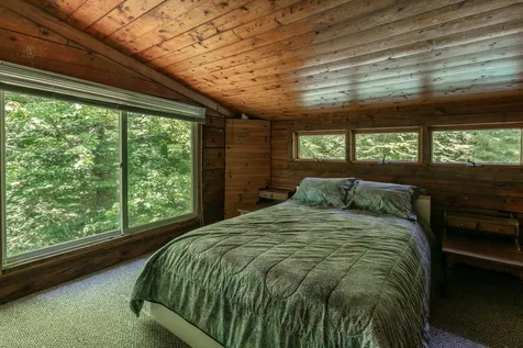 947 Boynton Road Londonderry VT 05148