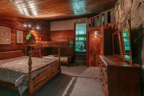 947 Boynton Road Londonderry VT 05148