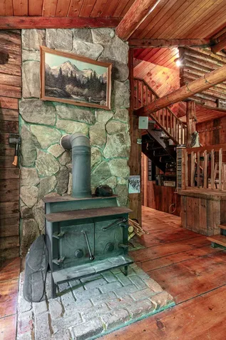 947 Boynton Road Londonderry VT 05148