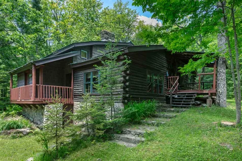 947 Boynton Road Londonderry VT 05148