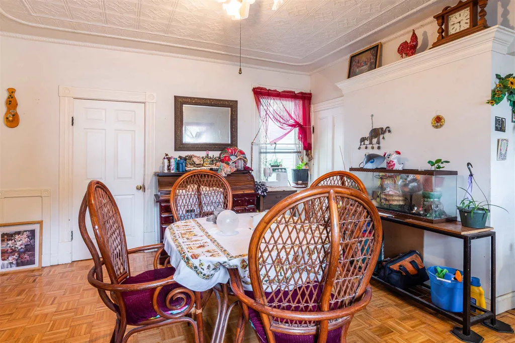 41 Kinsley Street Nashua NH 03060