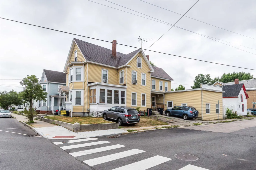 41 Kinsley Street Nashua NH 03060