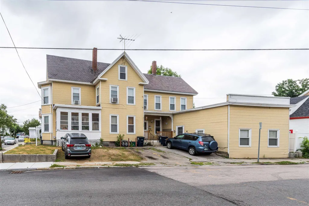 41 Kinsley Street Nashua NH 03060