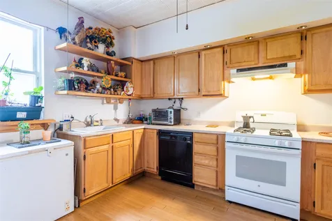 41 Kinsley Street Nashua NH 03060