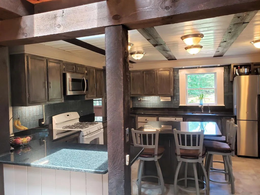 139 Blakes Hill Road Northwood NH 03261