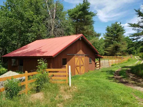 139 Blakes Hill Road Northwood NH 03261