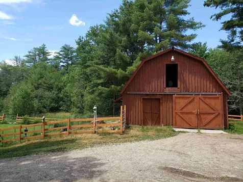 139 Blakes Hill Road Northwood NH 03261