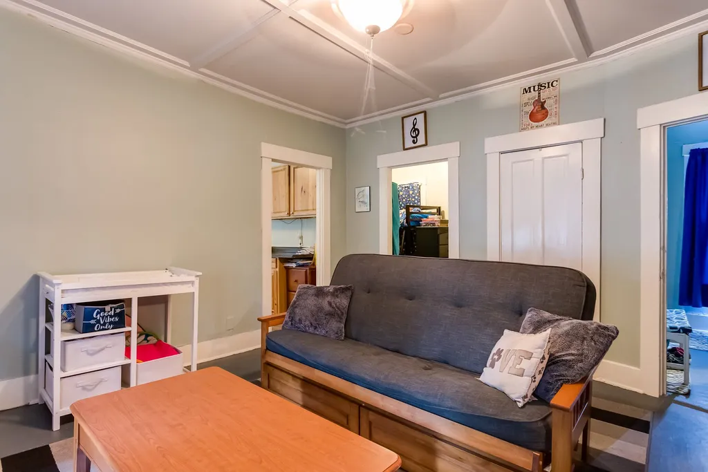 21 Knight Street Rochester NH 03867