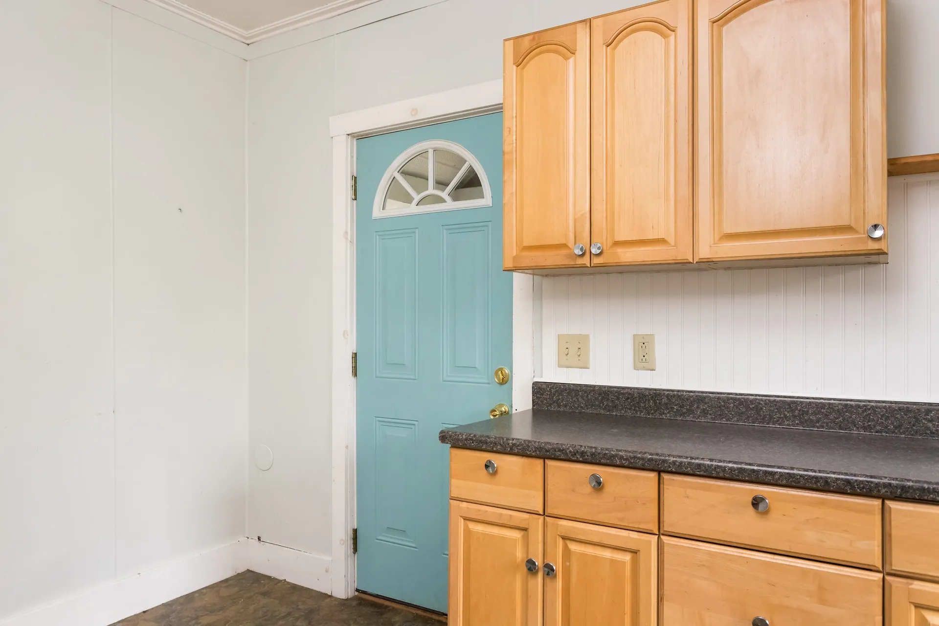 21 Knight Street Rochester NH 03867