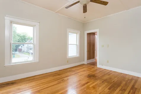 21 Knight Street Rochester NH 03867