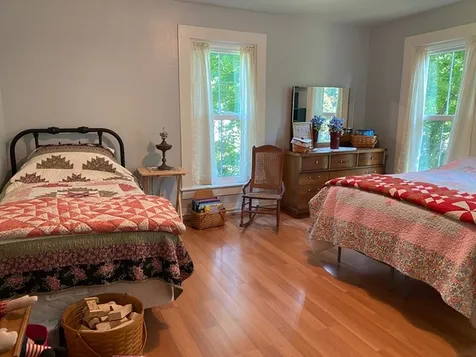 73 Maple Street Chester VT 05143