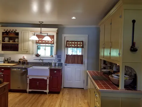 73 Maple Street Chester VT 05143