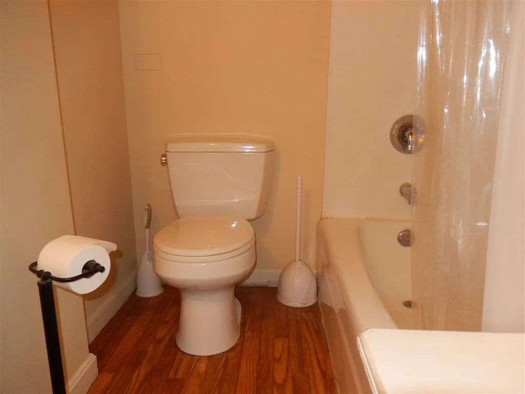 392 Plymouth Street Seabrook NH 03874