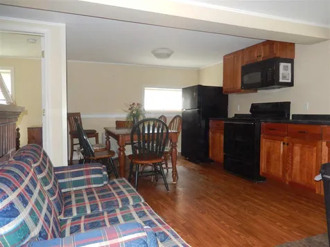 392 Plymouth Street Seabrook NH 03874