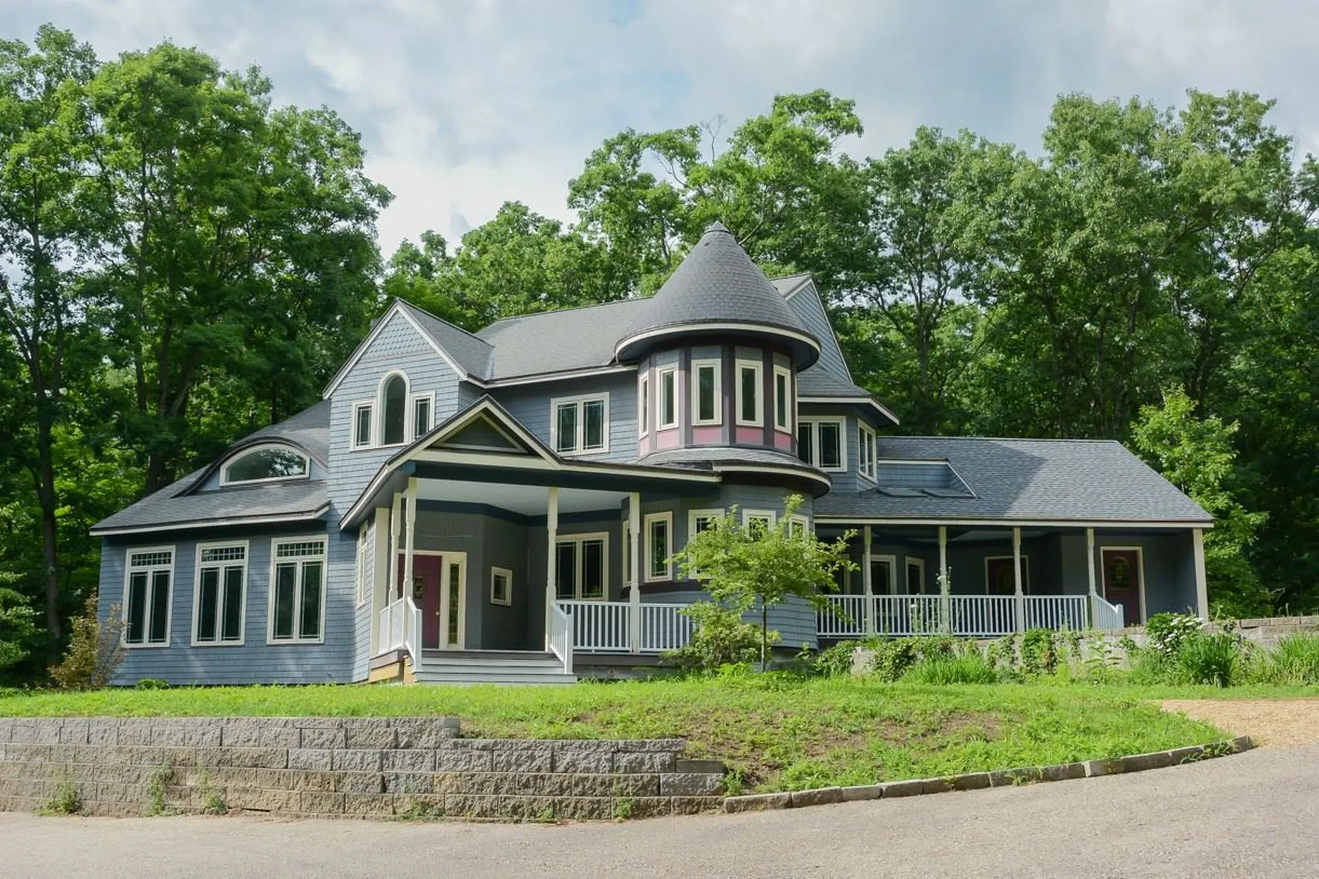 48 Louise Drive Hollis NH 03049