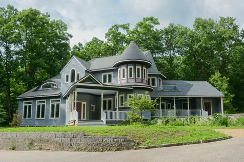 48 Louise Drive Hollis NH 03049