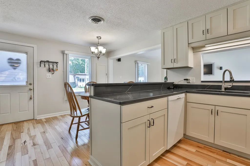 1 Pullman Lane Nashua NH 03062