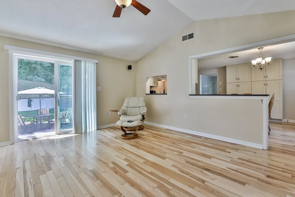 1 Pullman Lane Nashua NH 03062