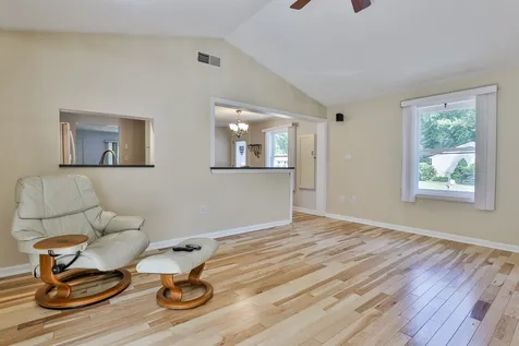 1 Pullman Lane Nashua NH 03062