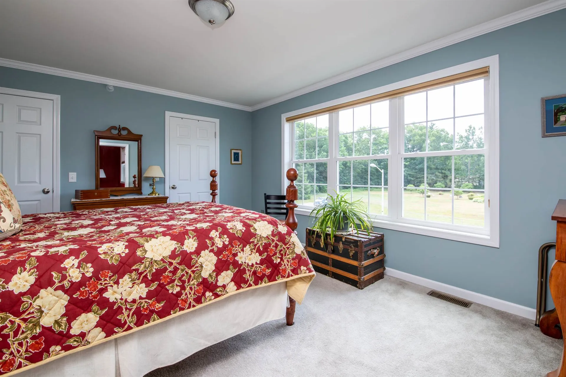49 Fielding Lane South Burlington VT 05403