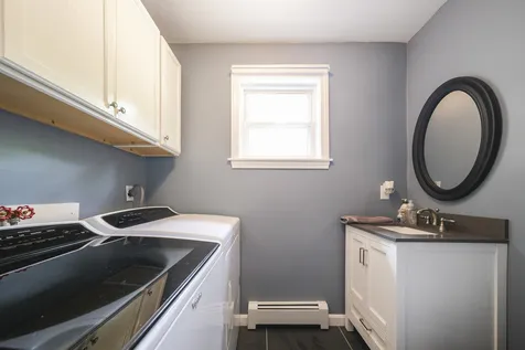 144 Bedford Road New Boston NH 03070