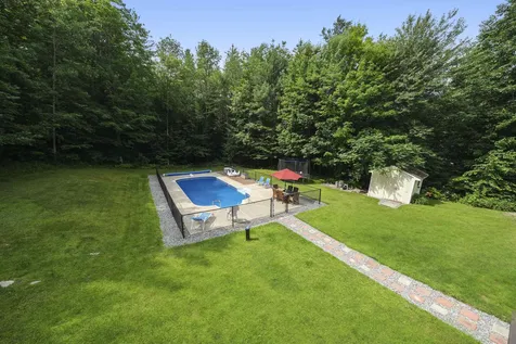 144 Bedford Road New Boston NH 03070