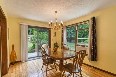 68 Stagecoach Road Sunapee NH 03782